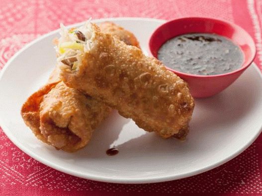 Photo of the dish - Spring rolls with Asian noodles and mint dip