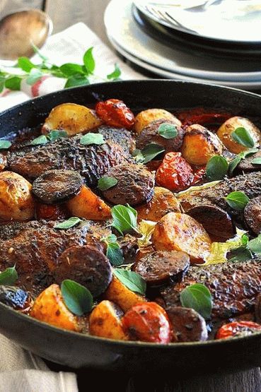Photo of Baked Chicken with Chorizo ​​and Potatoes