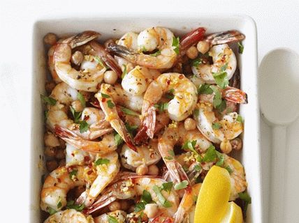Photo Baked Shrimp with Chickpeas