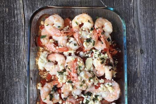 Photo Baked Shrimp with Tomatoes and Feta Cheese