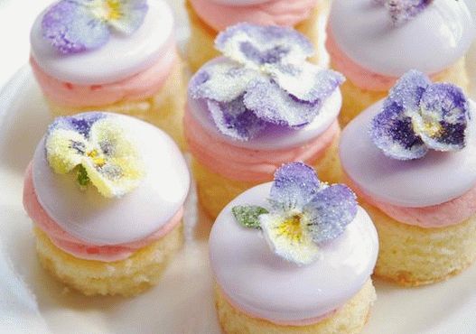 Photo of Candied Flowers