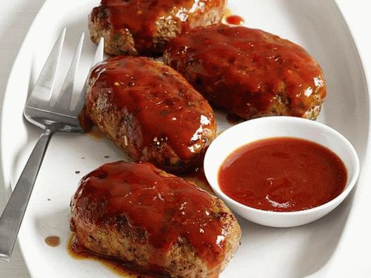 Beef cutlets in a pan