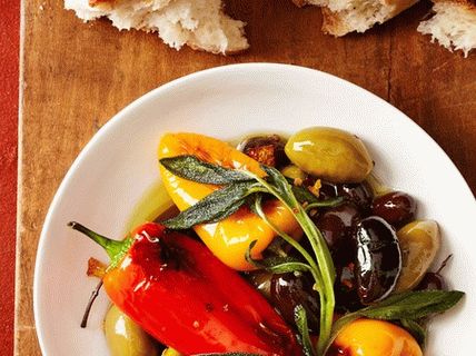 Photo Fried Peppers with Olives