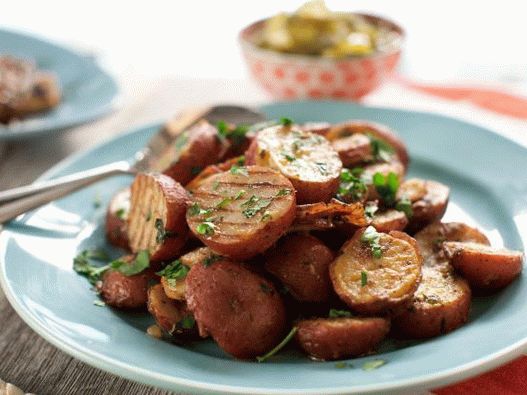 Photo Grilled Chips with Chili Oil