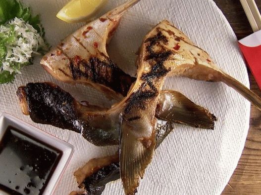 Photo Fried Hamachi Steak with Ponzu Dip Sauce
