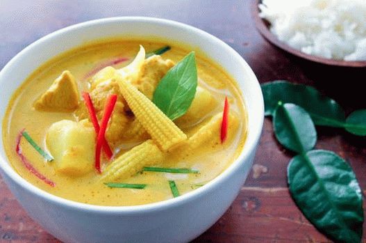 Photo Yellow Thai Curry with Vegetables