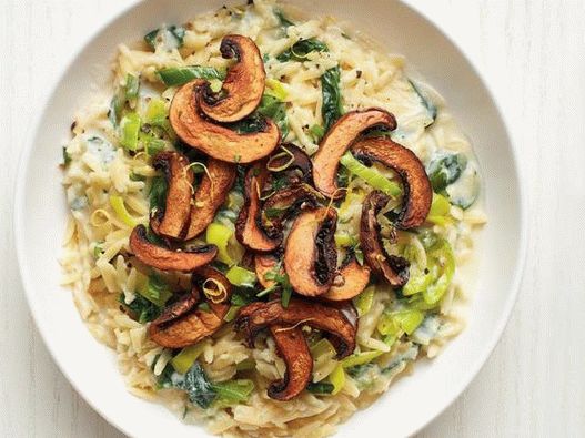 Photo of the dish - Orzo cream pasta with leek and champignon topping