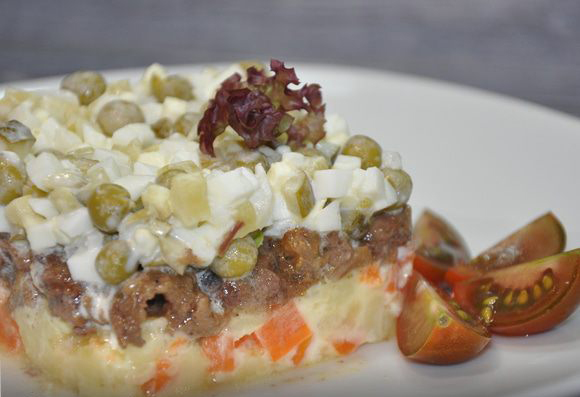 Winter salad with stew
